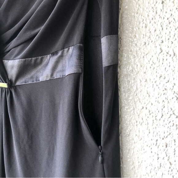 Evan-Picone Black V-Neck Dress gathers in the front size 14 NWT - Picture 9 of 13